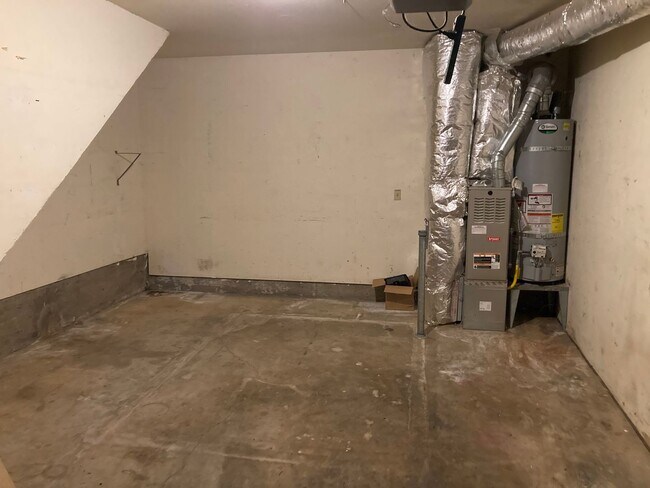 Building Photo - 3791 Onyx St