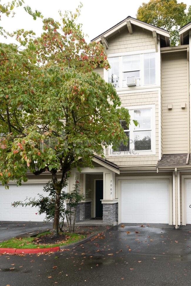 Primary Photo - 2 bedroom in Issaquah WA 98027