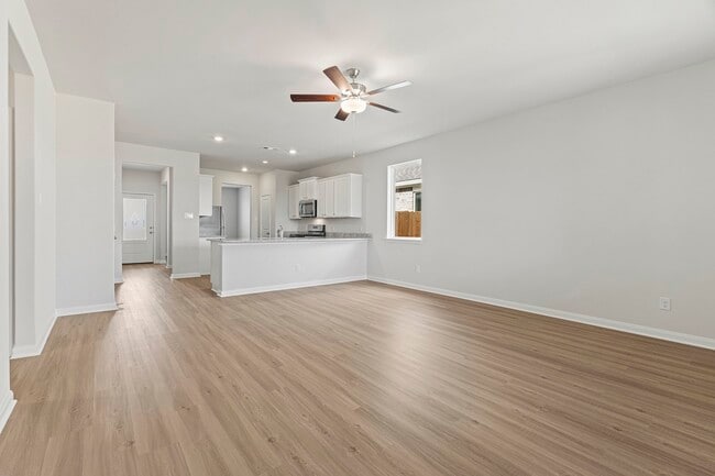 Building Photo - 1119 Campside Dr