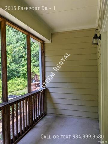 Building Photo - 2015 Freeport Dr