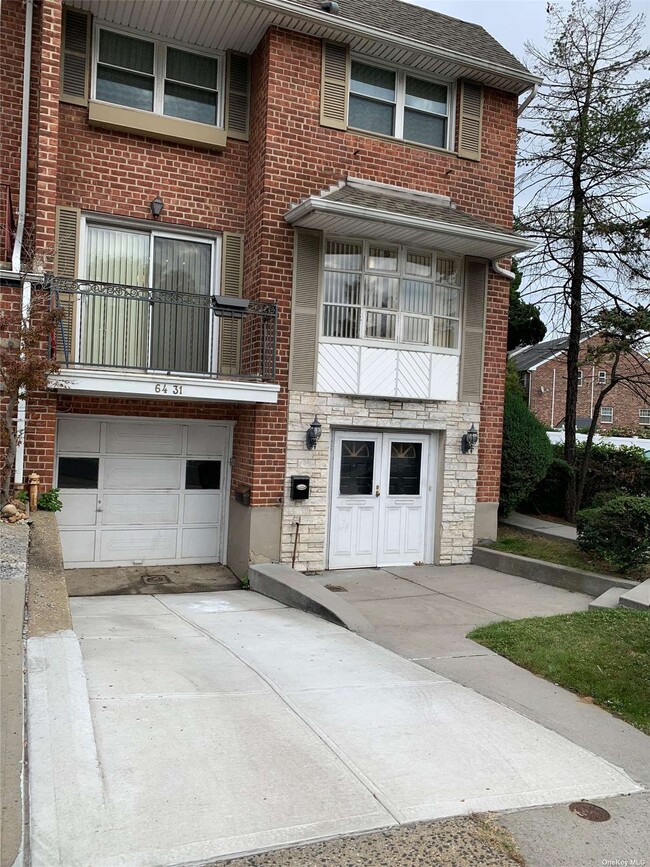 Primary Photo - 56-31-31 Douglaston Pkwy