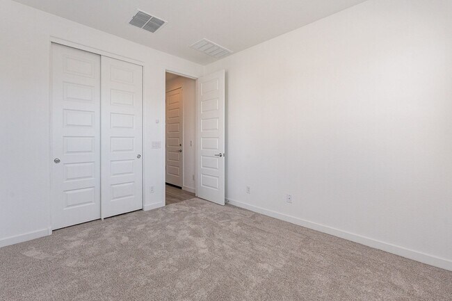 Building Photo - Modern Elegance in the Heart of Asante – Like-New 4 Bedroom Home