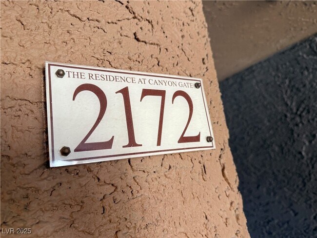 Building Photo - 2200 S Fort Apache Rd