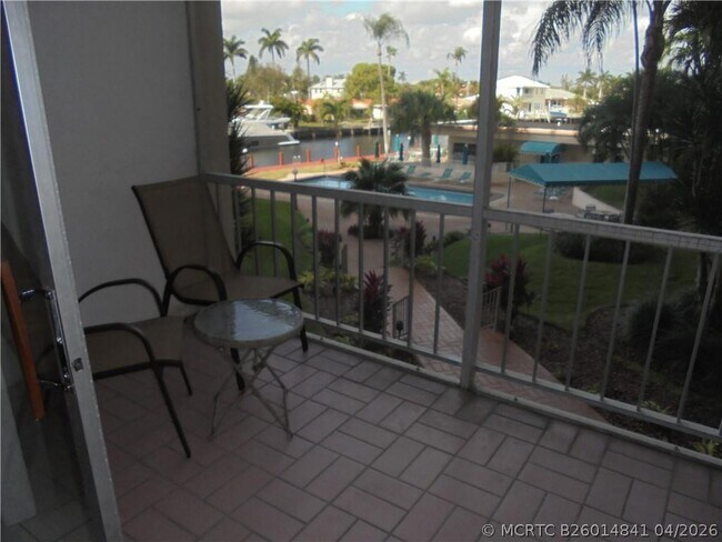Building Photo - 1391 S Ocean Blvd