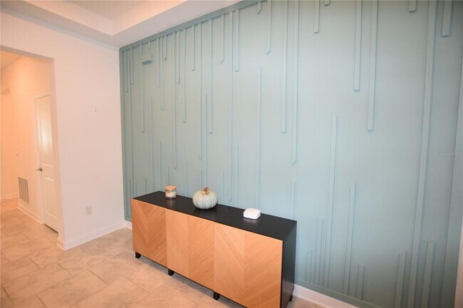Building Photo - 5055 Hatchineha Ct