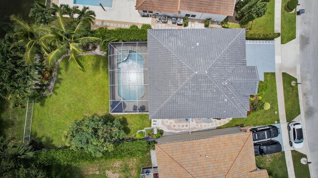 Building Photo - 3738 Old Lighthouse Cir