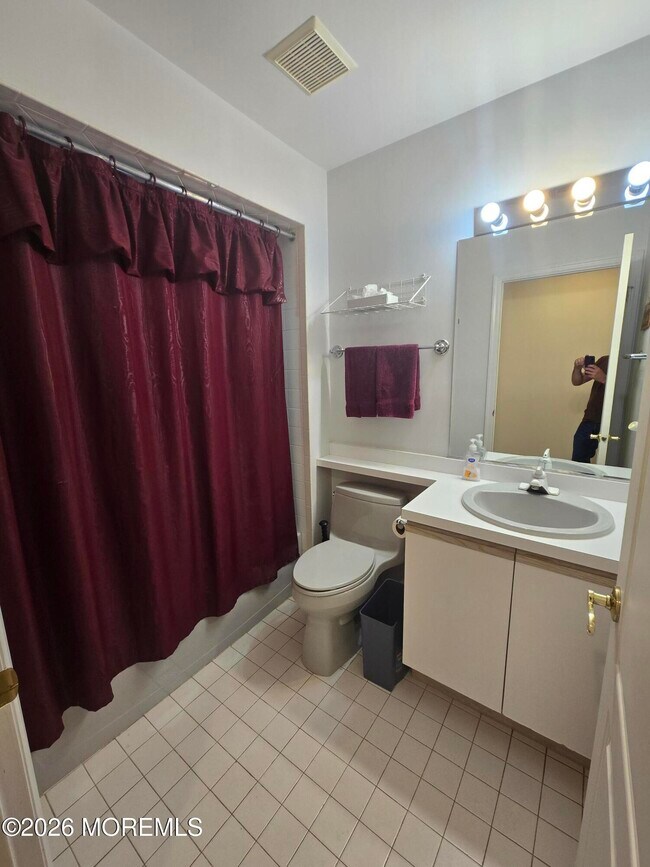 Building Photo - 4 Cordoba Ct