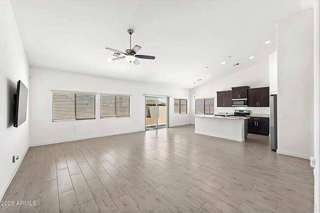 Building Photo - 10997 Cambria Cir