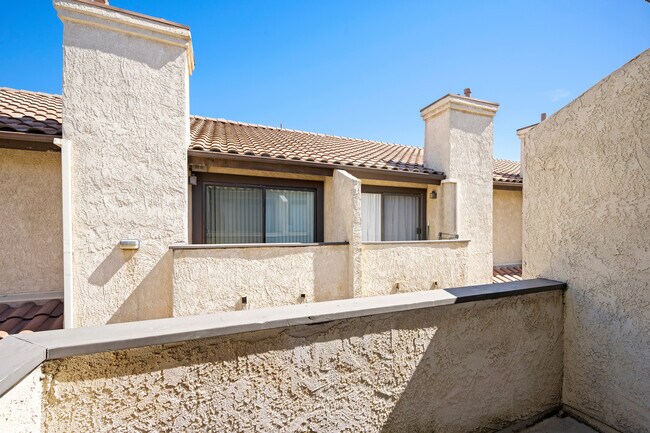 Building Photo - 3924 Park Pl