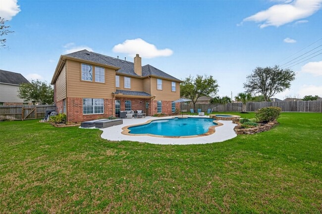 Building Photo - 3329 Oak Dale Way