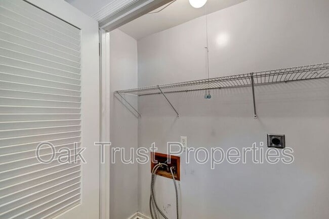 Building Photo - 5120 Braddock Ave