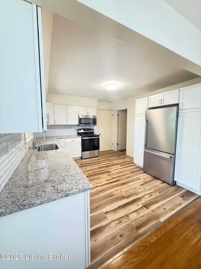 Building Photo - 4012 White Plains Ct