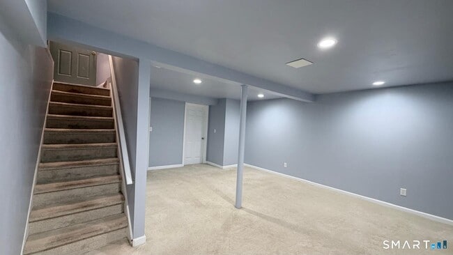 Building Photo - 3409 Whitney Ave