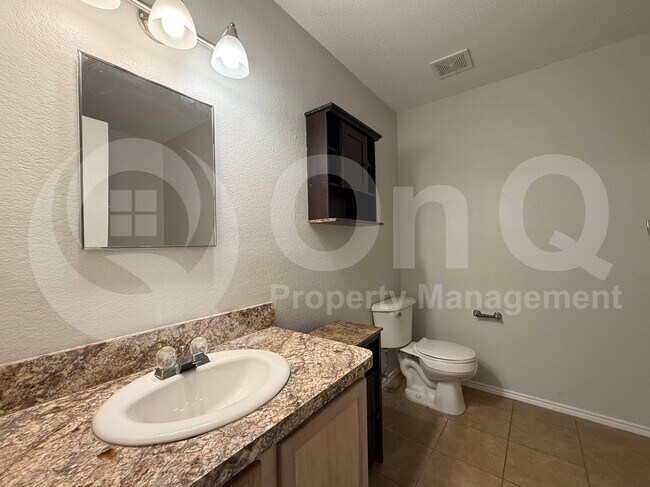 Building Photo - 4240 Hunters Creek Dr