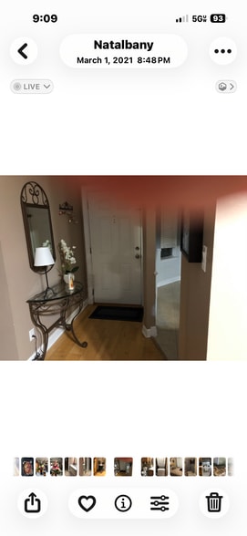 Front entrance foyer - 14216 Woodlands Dr