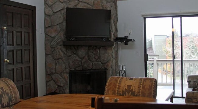 Building Photo - 203 E. Meadow Mile - 12-10