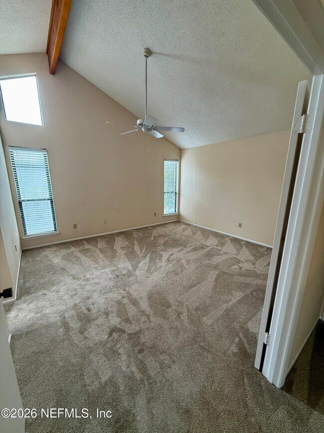 Building Photo - 536 Pelican Key