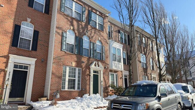 Building Photo - 46212 Wales Terrace