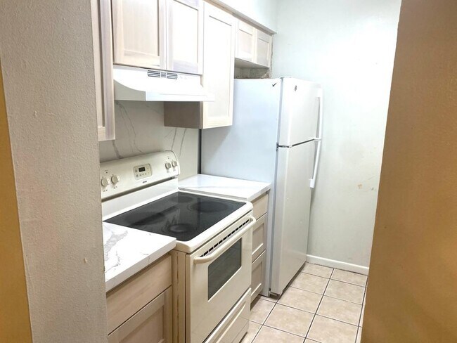 Building Photo - 5302 Springfield Ave