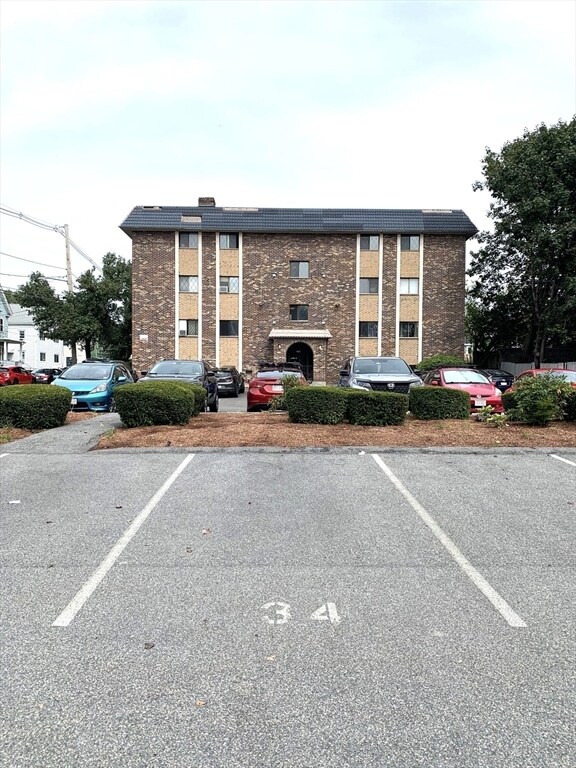 Building Photo - 301 Lowell St