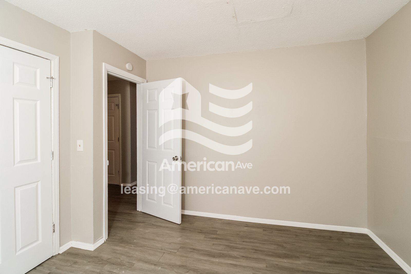 Building Photo - 212 Woodcrest Dr