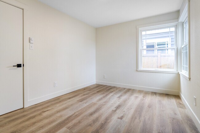 Building Photo - 7934 20th Ave SW