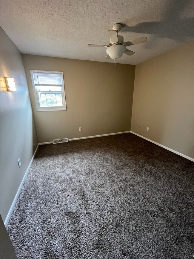 Building Photo - 14745 Riley St