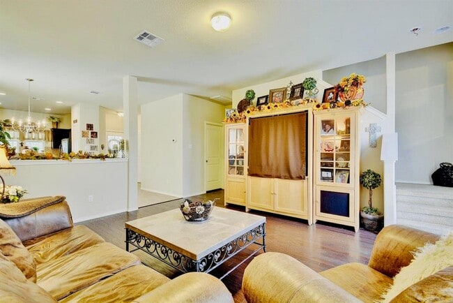 Building Photo - 1810 Franklin Mountain Dr