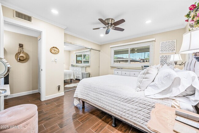 Building Photo - 5972 N 83rd St