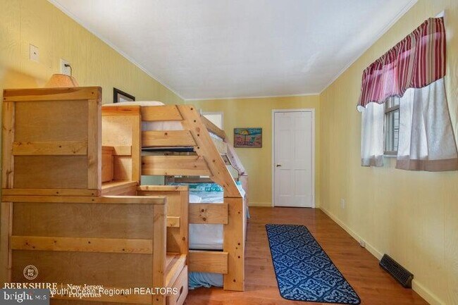 Building Photo - 347 NJ-35