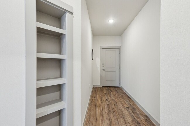 Building Photo - 2051 Mayfield Pkwy