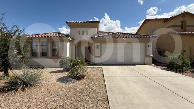 Building Photo - 45513 W Starlight Dr