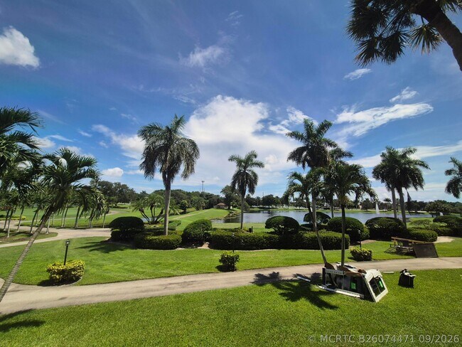 Building Photo - 7153 Promenade Dr