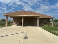 Building Photo - 317 Don Martin Dr