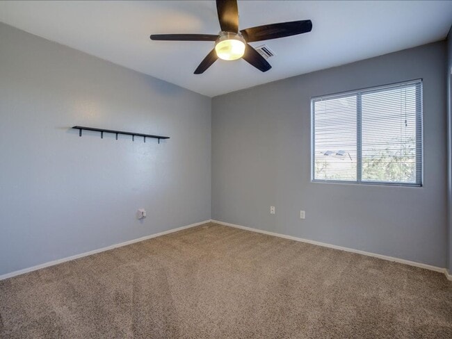 Building Photo - Modern 2-Story Home with Spacious Layout &...