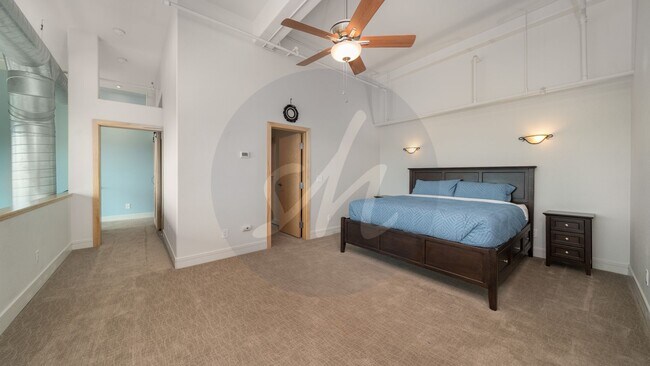 Building Photo - Citywalk Penthouse in Downtown Colorado Springs