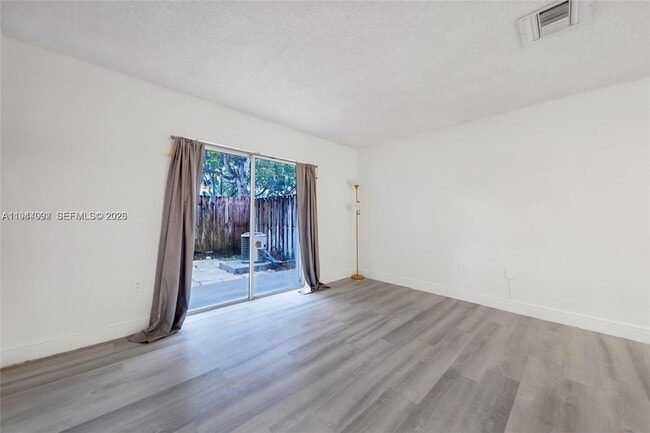 Building Photo - 14260 SW 121st Pl