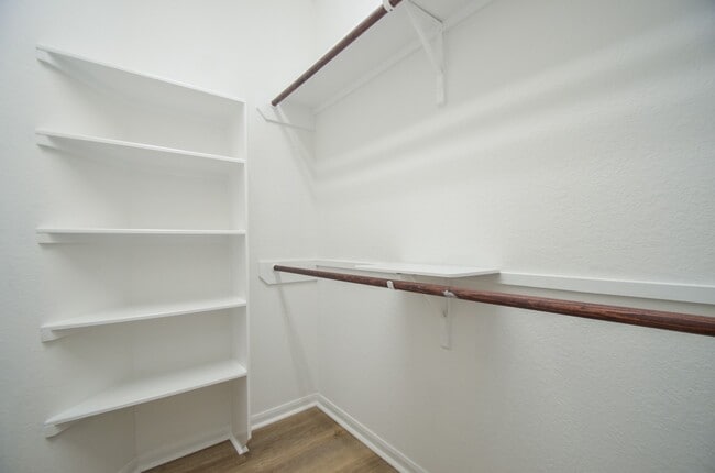 Building Photo - 8906 Hostler Dr