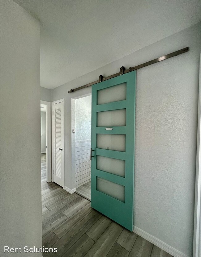 Building Photo - 2 br, 1 bath House - 4717 Floramar Terrace