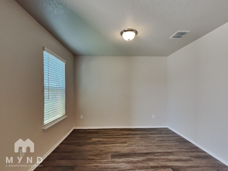 Building Photo - 3914 Colemans Run