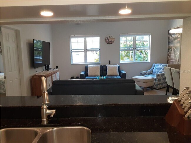 Building Photo - 1064 N Tamiami Trl