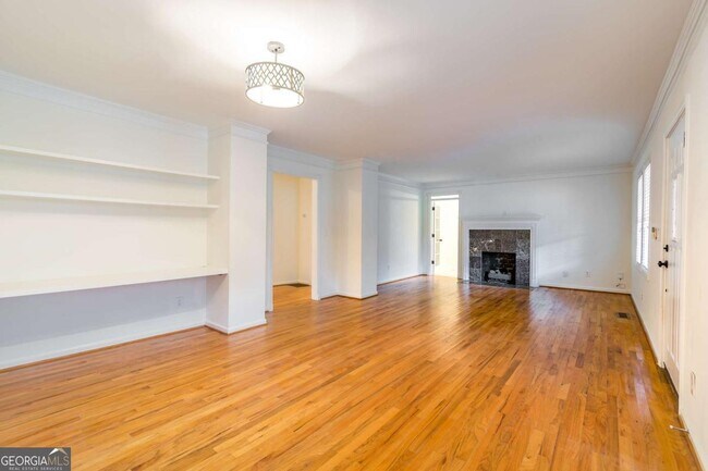 Building Photo - 2820 Hosea L Williams Dr NE