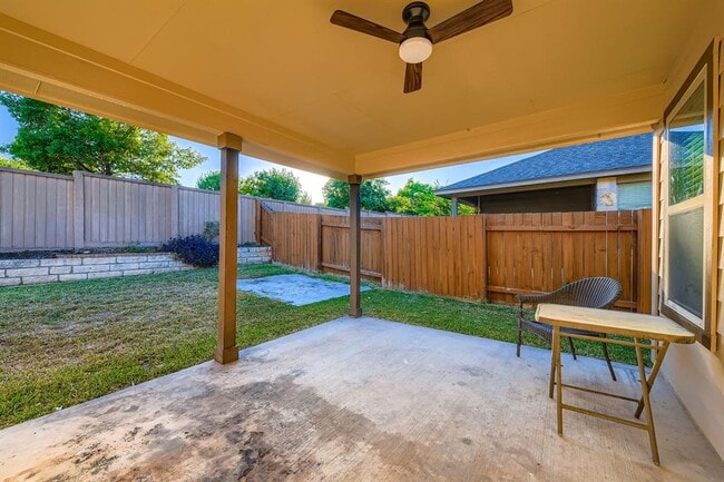 Building Photo - 1003 Sunny Meadows Loop