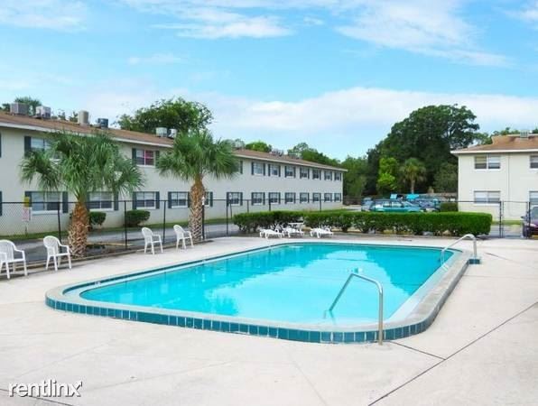 Building Photo - 460 Brentwood Dr