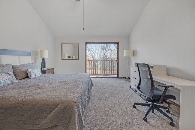 Building Photo - Furnished Home in Jenks School District.