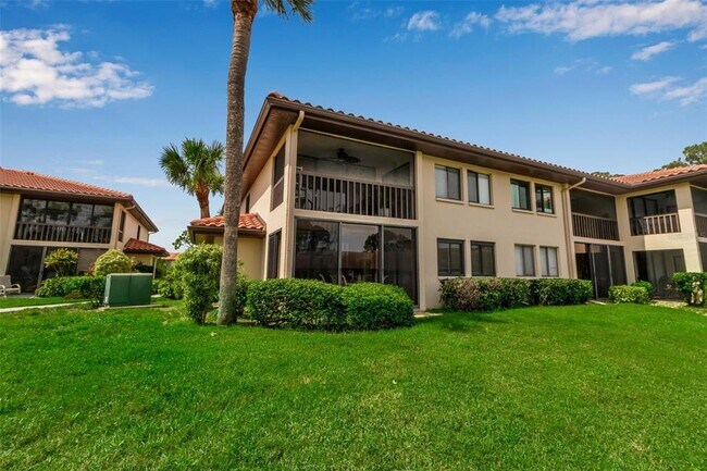 Building Photo - 5224 Lake Village Dr