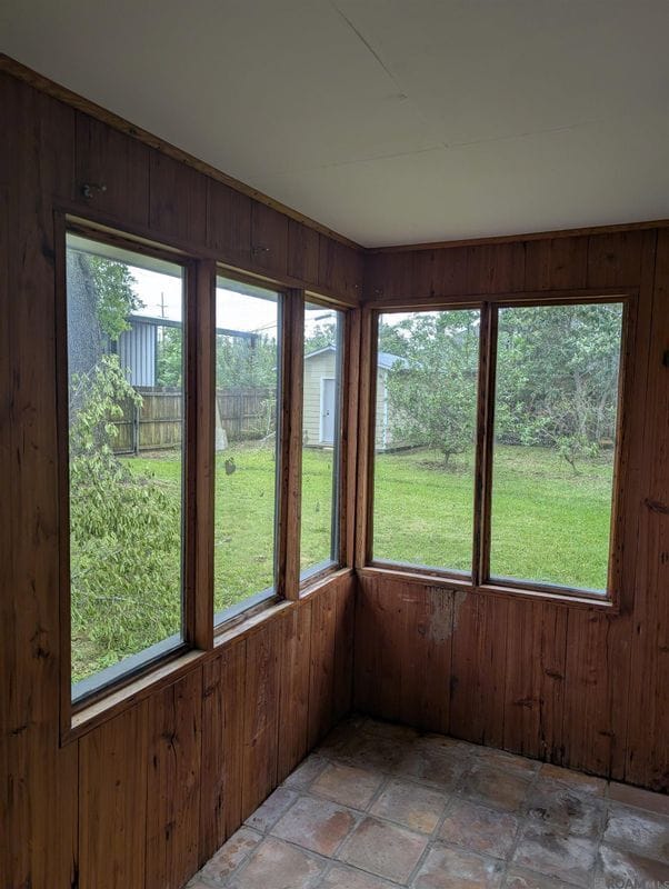 Building Photo - 235 Burgin Ave