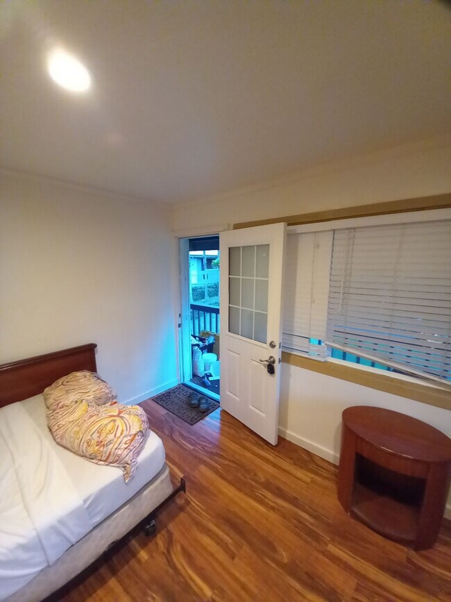 Building Photo - 3 Ala Loop