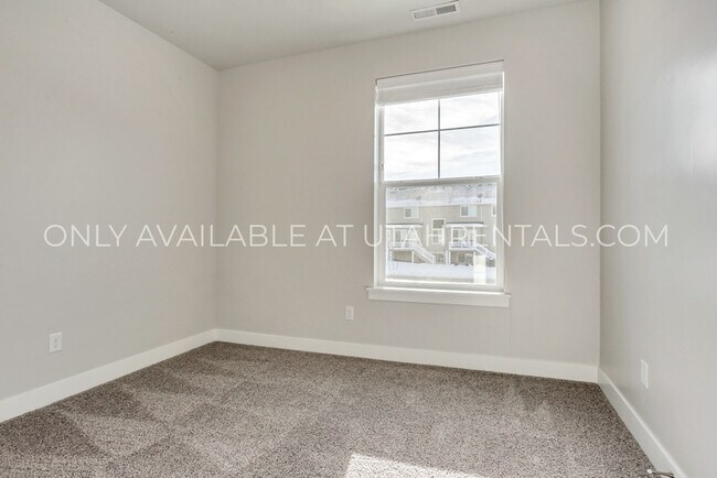 Building Photo - 14484 S Ronan Ln