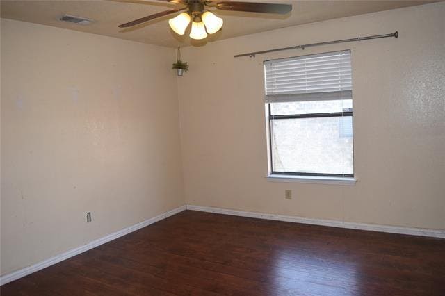 Building Photo - 1806 Family Cir